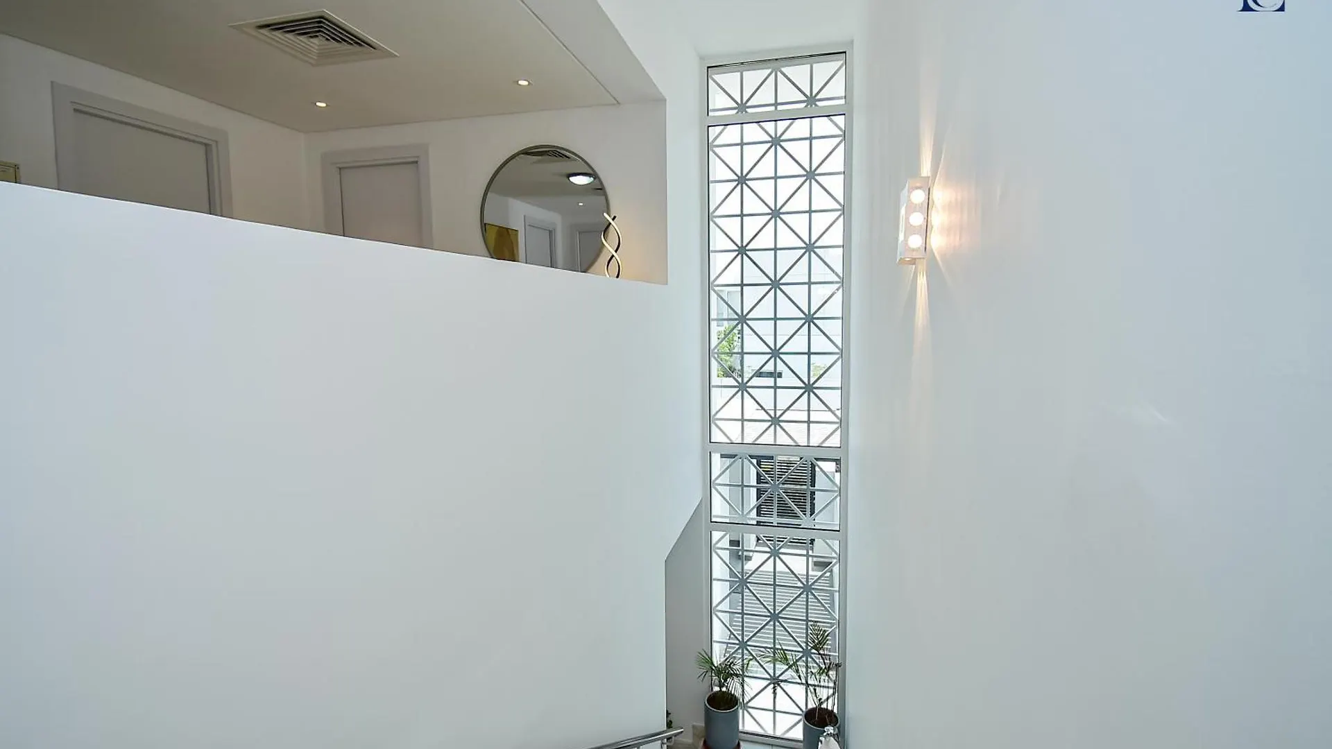 Luxury Escapes - Private Villa With 3Bedroom Plus Maids - Mudon Dubai 0*,