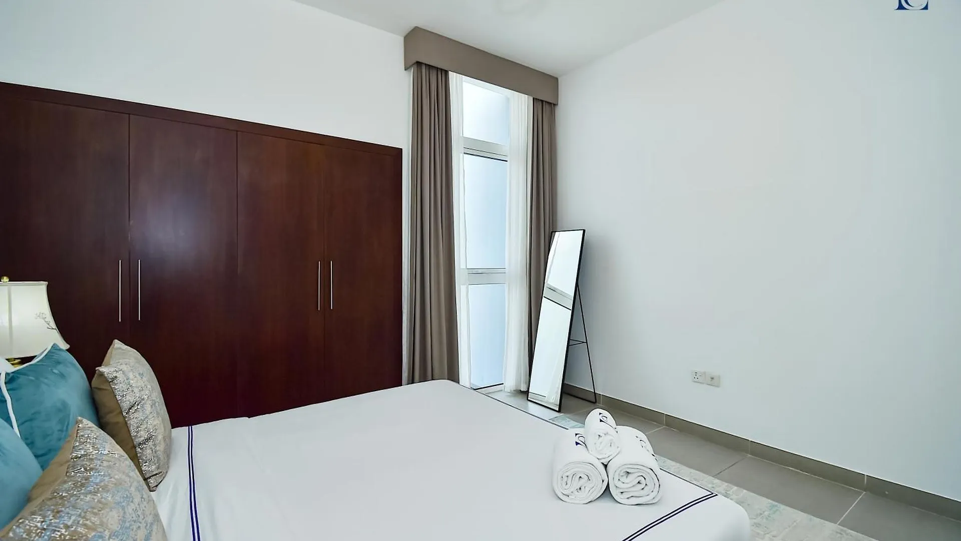 Luxury Escapes - Private Villa With 3Bedroom Plus Maids - Mudon Dubai 0*,  United Arab Emirates